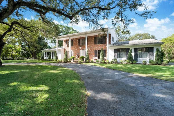 10700 Old Cutler Rd Coral Gables, FL 33156