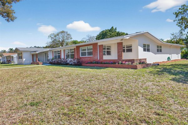 7280 SW 128th St Pinecrest, FL 33156