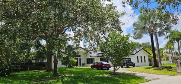 13324 SW 106th Ave Miami, FL 33176