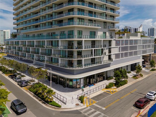 580 72nd St #1008 Miami Beach, FL 33141