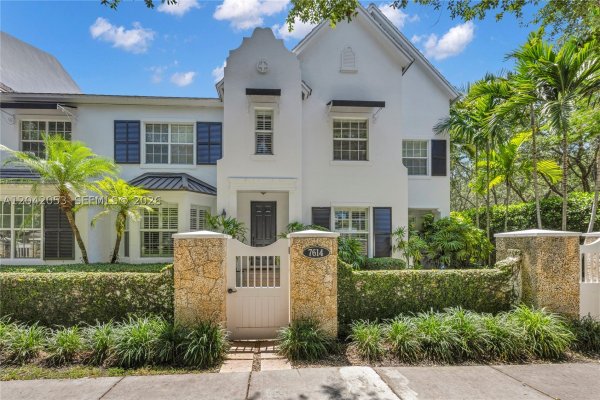 7614 SW 54th Ave Miami, FL 33143