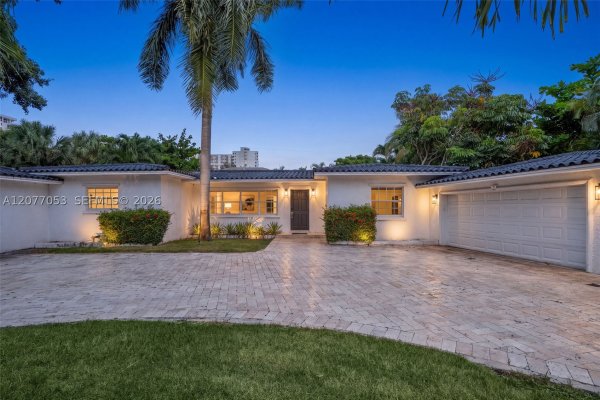 1308 Seabreeze Blvd Fort Lauderdale, FL 33316