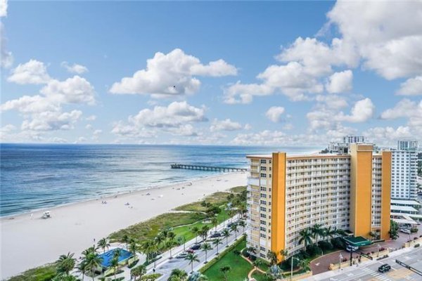 328 N Ocean #902 Pompano Beach, FL 33062