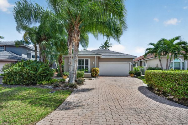 17220 Hampton Blvd Boca Raton, FL 33496