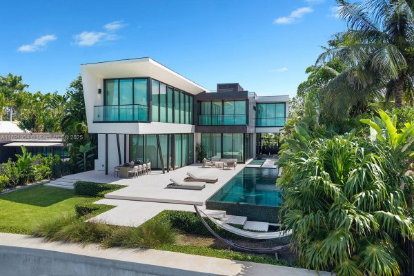 1155+1165 N Biscayne Pt Rd Miami Beach, FL 33141 1155+1165 N Biscayne Pt Rd Miami Beach, FL 33141