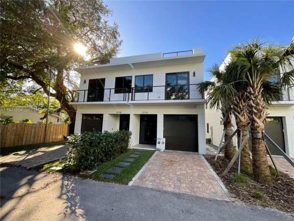 3376 Perry Frow Dr #A Miami, FL 33133