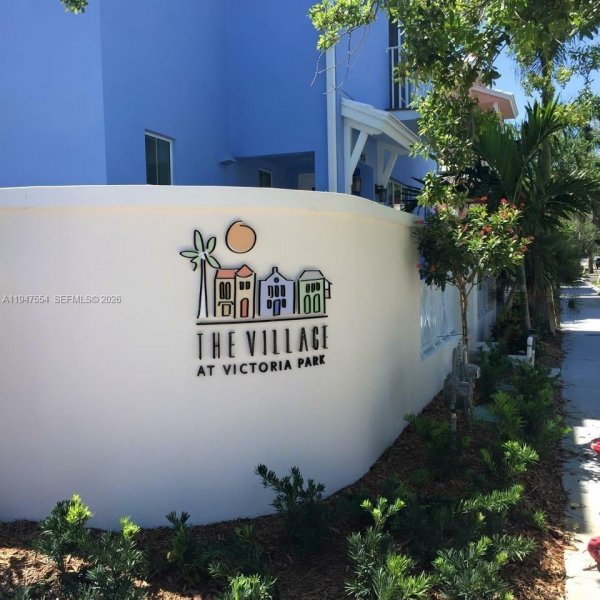 918 NE 17th Way Fort Lauderdale, FL 33304