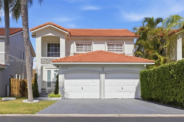 13911 SW 100th Ln Miami, FL 33186