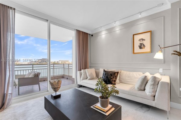 888 Brickell Key Dr #508 Miami, FL 33131