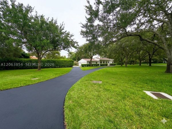 12345 SW 63rd Ave Pinecrest, FL 33156