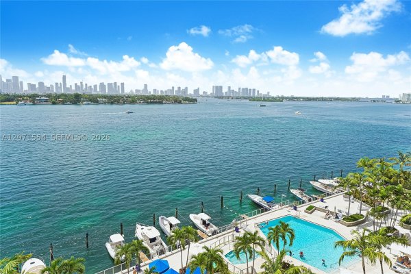 800 West Ave #917 Miami Beach, FL 33139