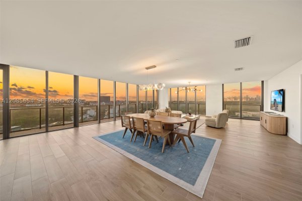 2678 Tigertail Ave #1101 Miami, FL 33133