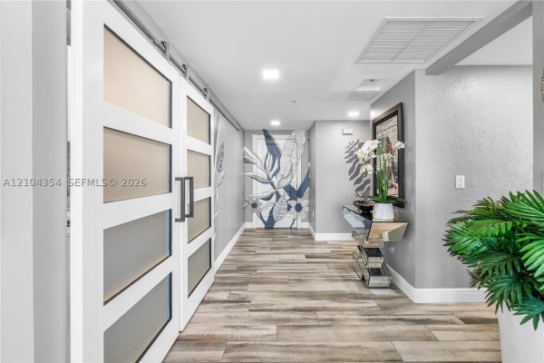 2110 N Ocean Blvd #10E Fort Lauderdale, FL 33305
