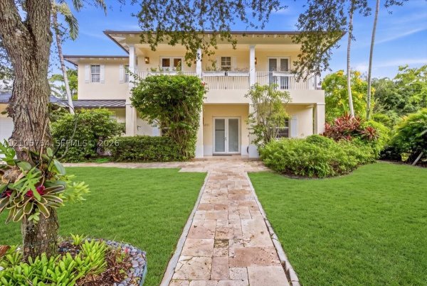 6011 SW 82nd St South Miami, FL 33143