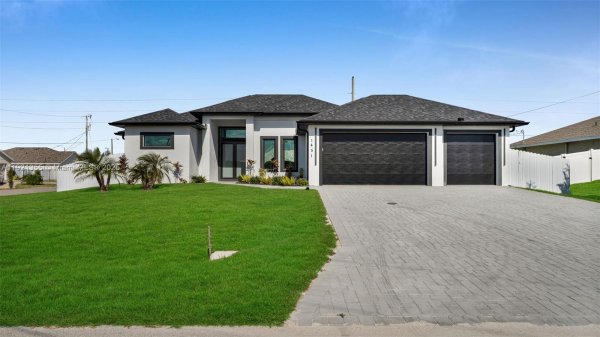 1451 sw Embers Ter Cape Coral, FL 33991