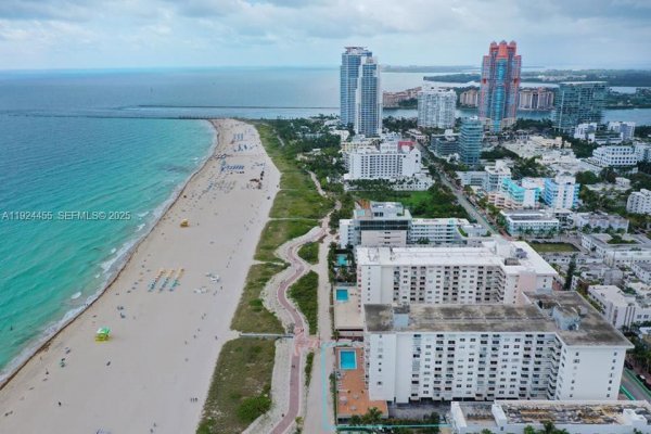 Undisclosed Address Miami Beach, FL 33139