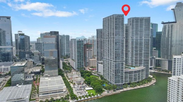 495 Brickell Ave #501 Miami, FL 33131