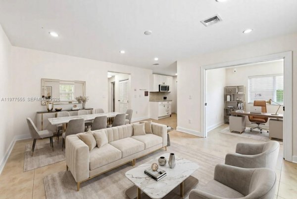 1601 Bay Rd #4 Miami Beach, FL 33139