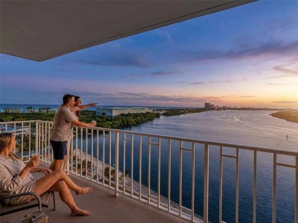 500 Bayview Dr #1132 Sunny Isles Beach, FL 33160