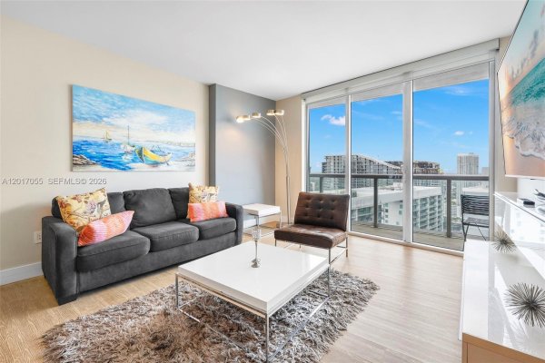 485 Brickell Ave #4606 Miami, FL 33131