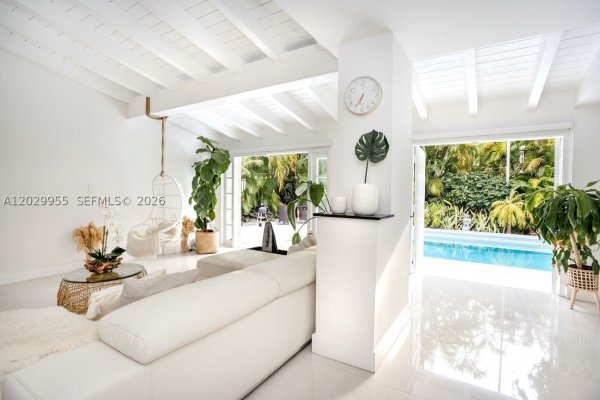 1418 Cordova St Coral Gables, FL 33134
