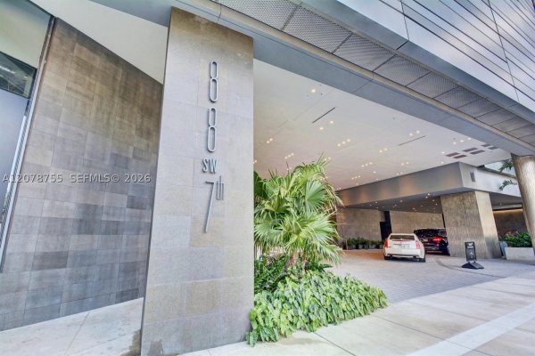 88 SW 7th St #1511 Miami, FL 33130