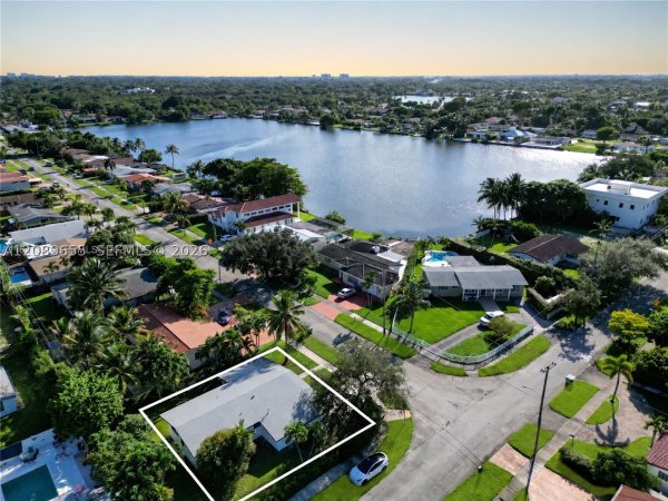 21341 NE 25th Ct Aventura, FL 33180