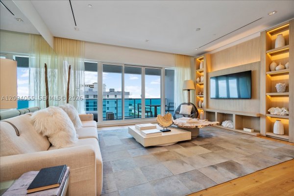 102 24th St #PH-1607 Miami Beach, FL 33139