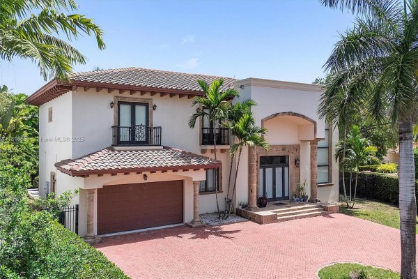 18825 N Bay Rd Sunny Isles Beach, FL 33160