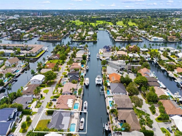 3341 NE 38th St Fort Lauderdale, FL 33308