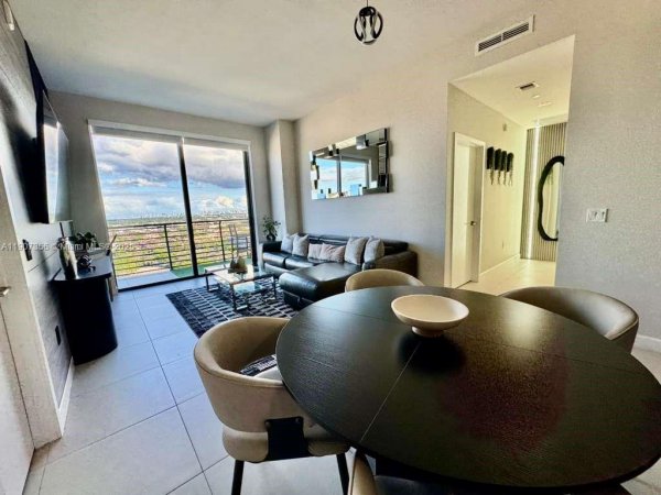 5350 NW 84th Ave #2013 Doral, FL 33166