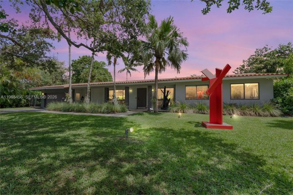 7401 SW 117th St Pinecrest, FL 33156