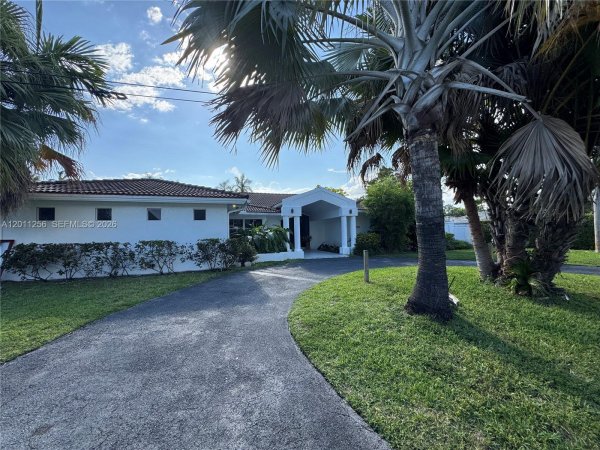 7790 SW 91st Ave Miami, FL 33173