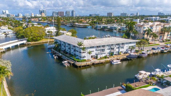 535 Hendricks #302 Fort Lauderdale, FL 33301