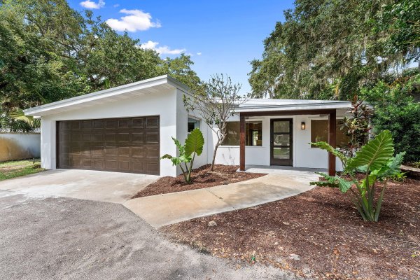 3615 Indian Riv Dr Vero Beach, FL 32963