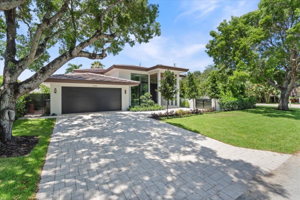 2265 NE 30th Lighthouse Point, FL 33064