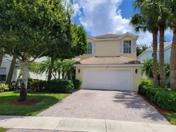 111 Berenger Walk Royal Palm Beach, FL 33414