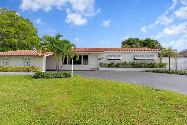 541 Kingfish Rd North Palm Beach, FL 33408