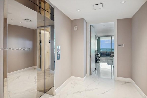 15701 Collins Ave #2902 Sunny Isles Beach, FL 33160