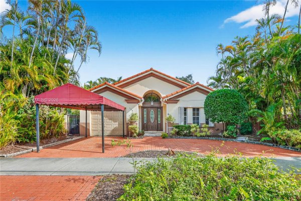 159 SW 25th Rd Miami, FL 33129