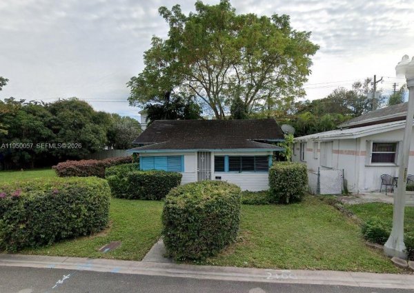 134 Florida Ave Coral Gables, FL 33133