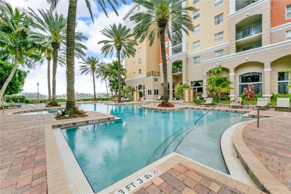 17100 N Bay Rd #1810 Sunny Isles Beach, FL 33160