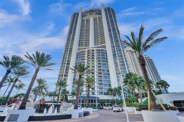 18101 Collins Ave #4106 + Cabana Sunny Isles Beach, FL 33160