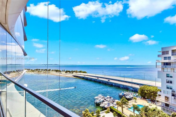 175 SE 25th Rd #803 Miami, FL 33129