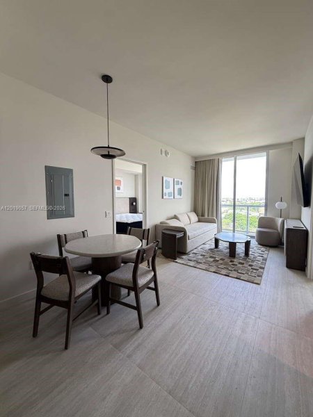 1611 SW 2nd Ave #911 Miami, FL 33129