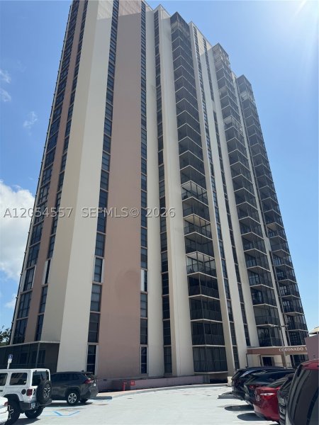 20335 W Country Clb Dr #1206 Aventura, FL 33180