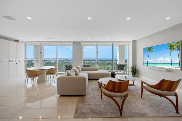 3400 SW 27th Ave #802 Miami, FL 33133