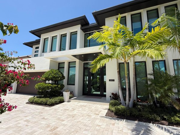 2801 NE 36th Lighthouse Point, FL 33064