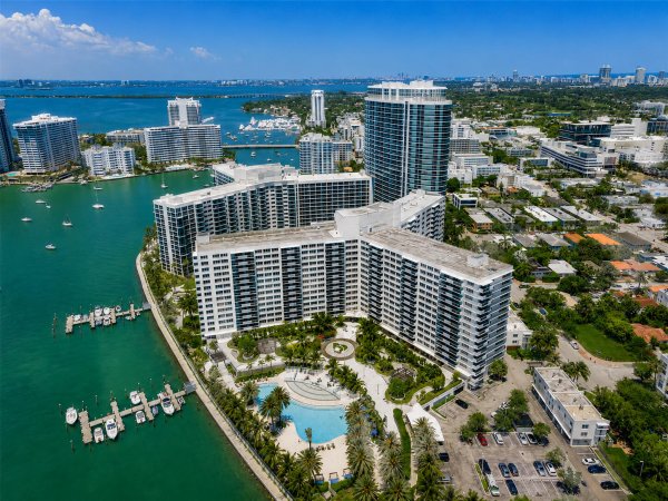 1500 Bay #432S Miami Beach, FL 33139