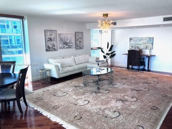 9401 Collins Ave #306 Surfside, FL 33154